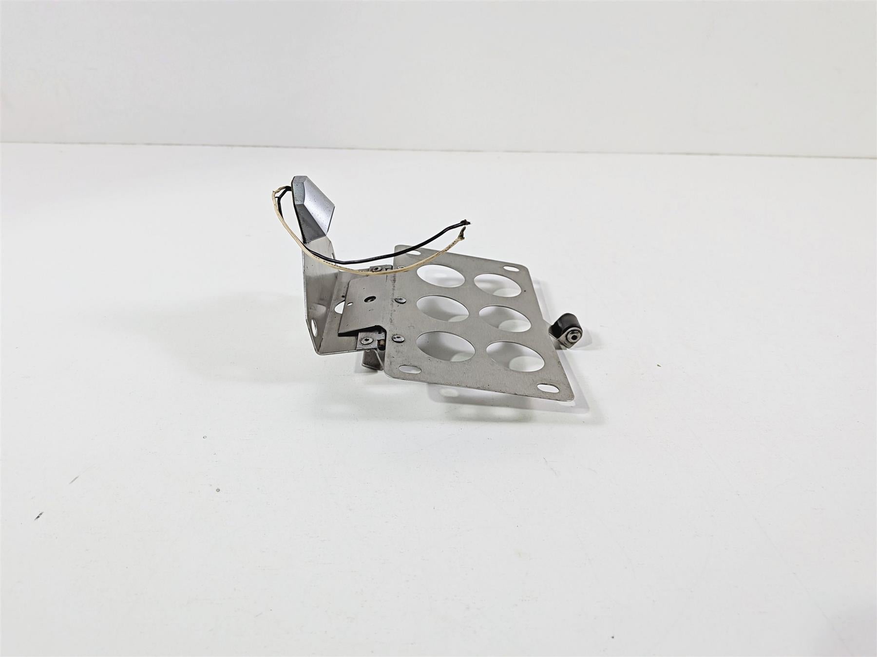 2008 Yamaha YZF R1 RN19 Fender Eliminator Short License Palte Holder & Light {{ shop.shopifyCountryName }} - Mototech271