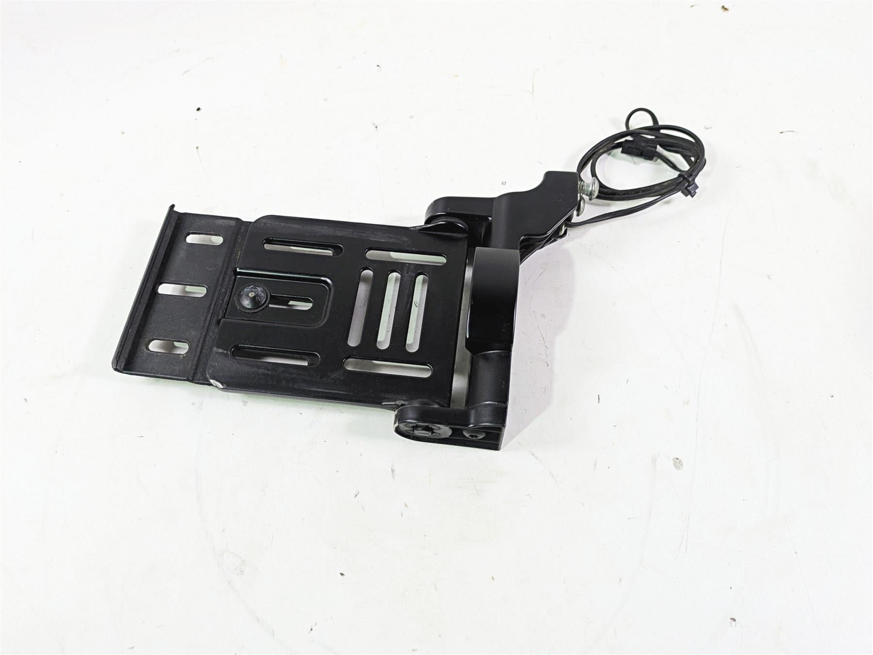 2016 Harley FXDWG Dyna Wide Glide Side License Plate Holder 60336-10 {{ shop.shopifyCountryName }} - Mototech271
