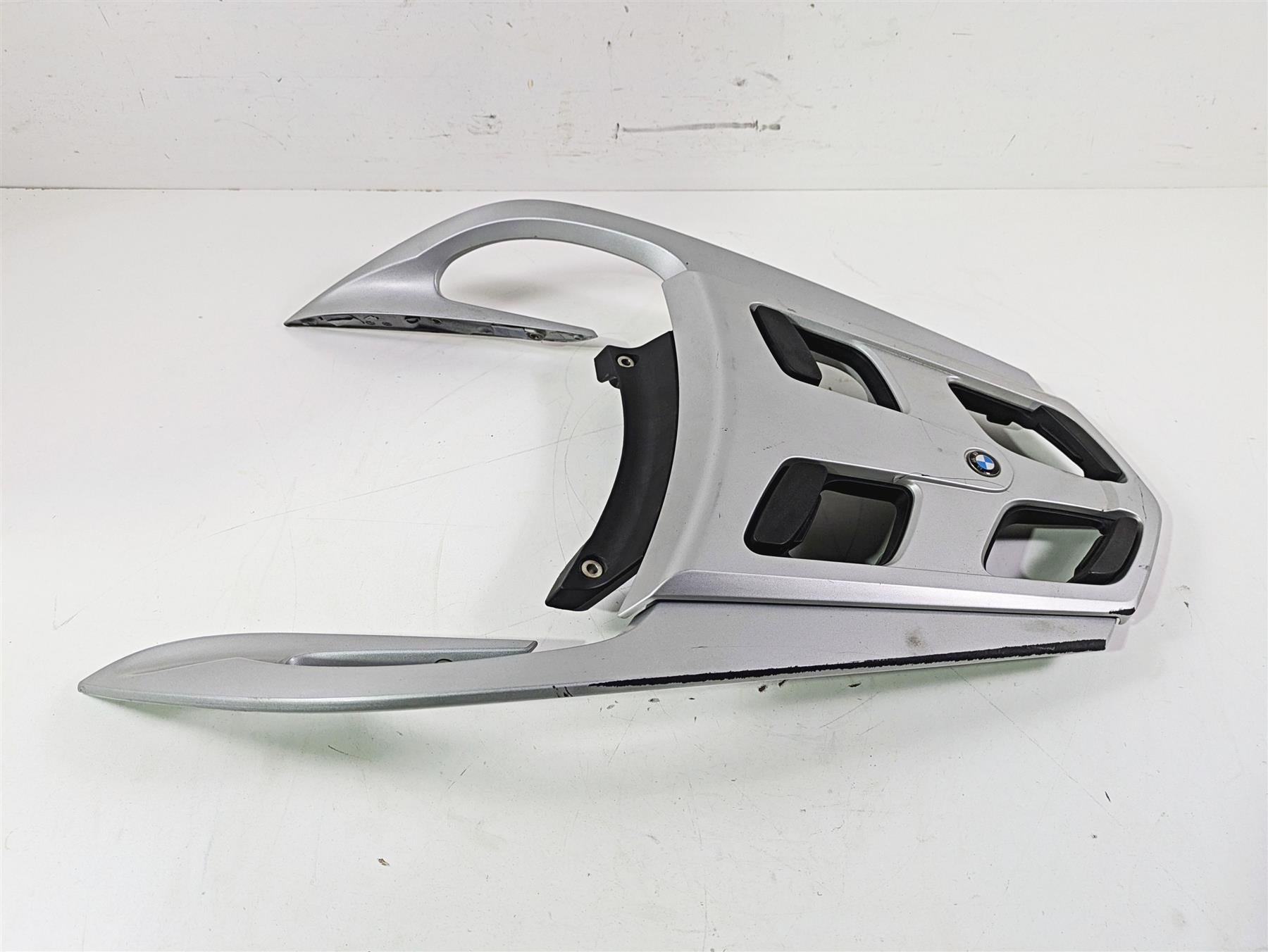 2009 BMW R1200RT K26 Rear Luggage Rack & Grab Handles - Read 46548533973