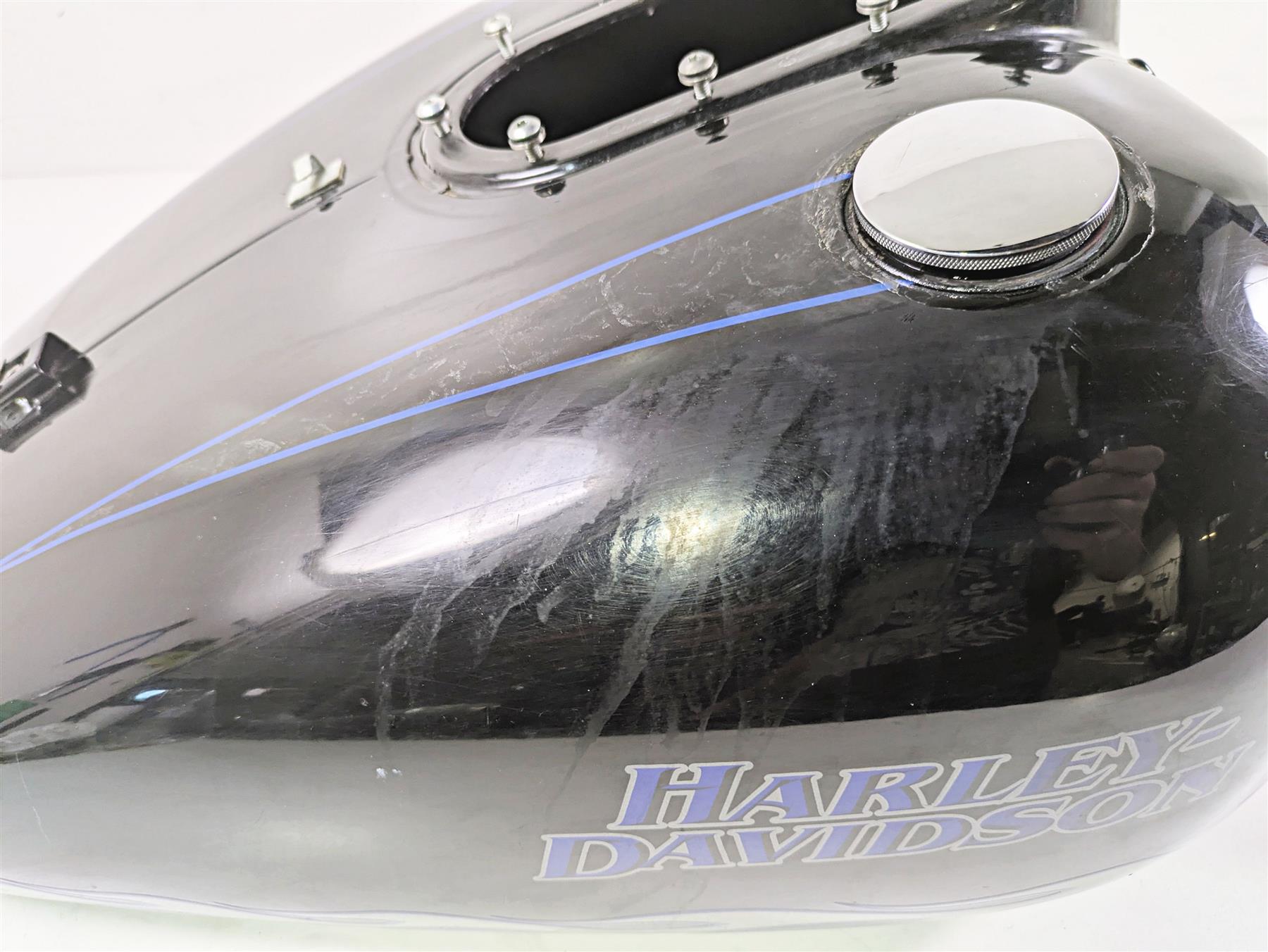 2007 Harley Touring FLHRSE CVO Road King Fuel Gas Petrol Tank - Read 61387-07 {{ shop.shopifyCountryName }} - Mototech271