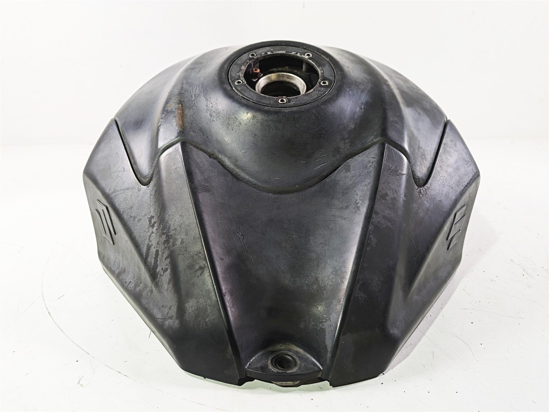 2008 Suzuki GSXR600 Fuel Gas Petrol Tank - Clean No Dents 44100-37H01-019 {{ shop.shopifyCountryName }} - Mototech271