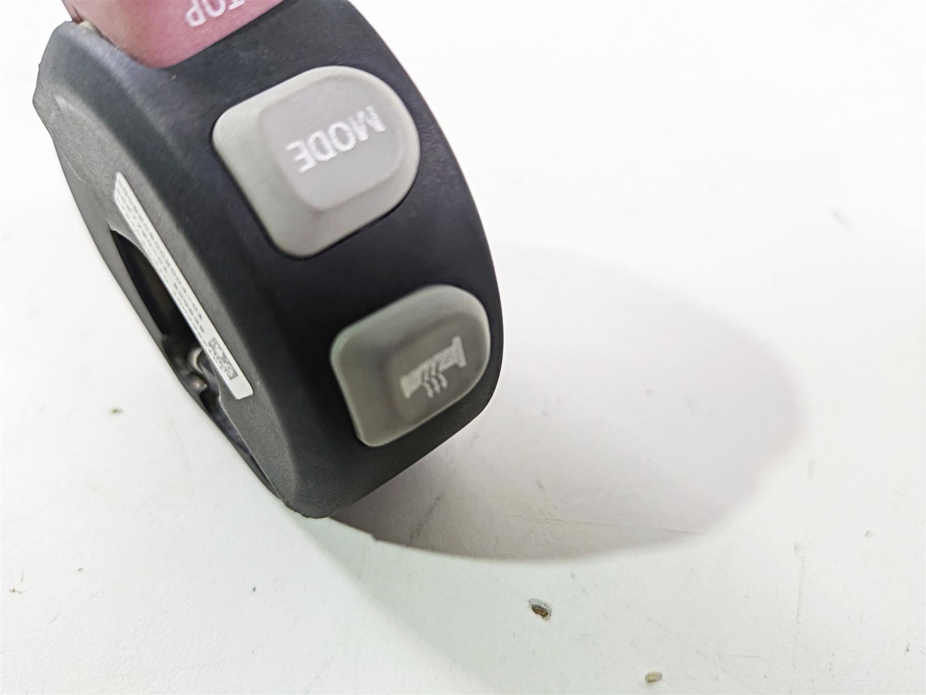 2017 BMW S1000RR K46 Right Hand Control Switch Heated Grips Mode 61318567720 {{ shop.shopifyCountryName }} - Mototech271