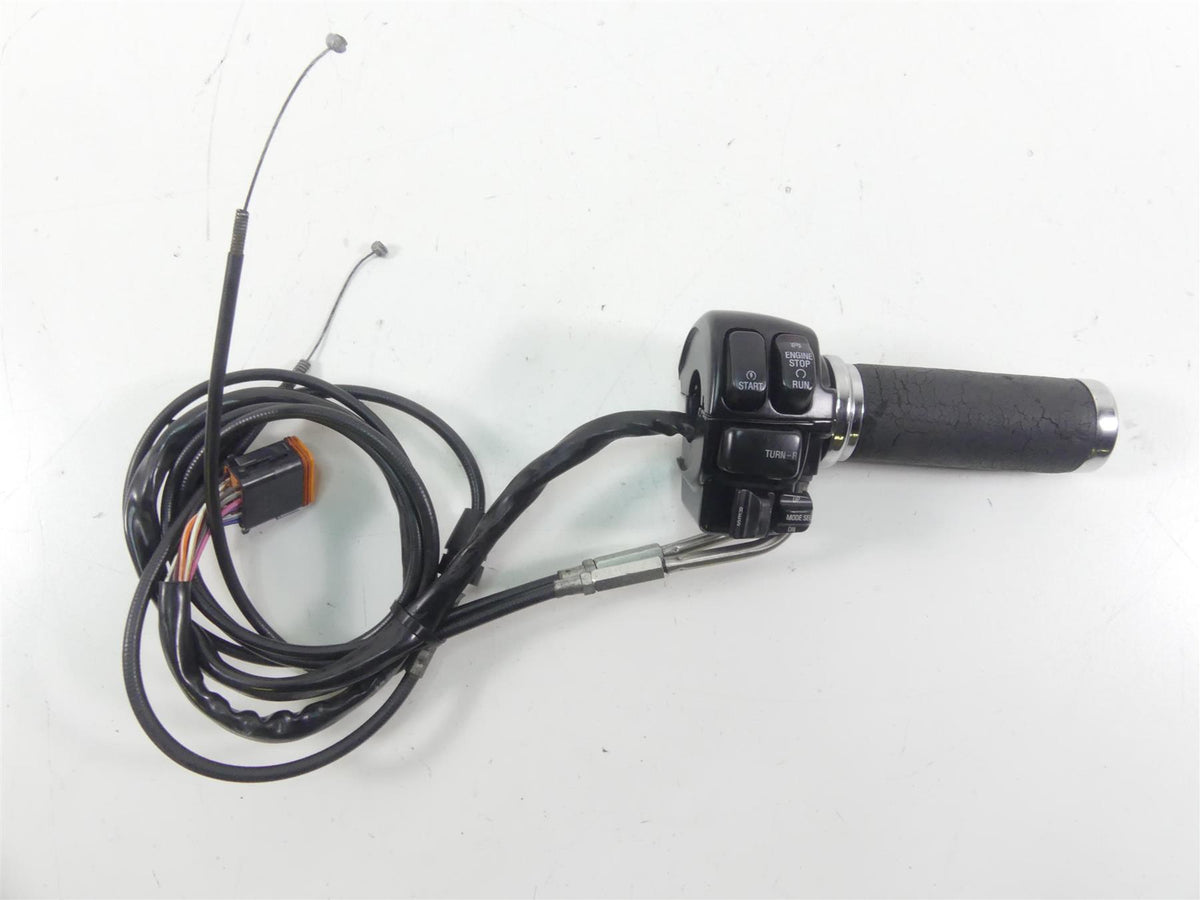 1999 Harley Touring FLHTCUI Electra Glide Right Hand Control Switch 71684-06A {{ shop.shopifyCountryName }} - Mototech271