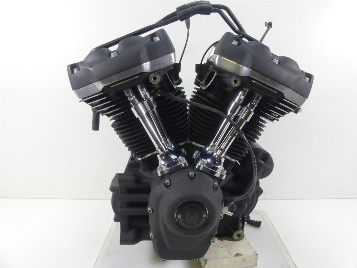 2019 Harley Softail FXBB Street Bob 107ci M8 Engine Motor 15K -Video 16200452 {{ shop.shopifyCountryName }} - Mototech271