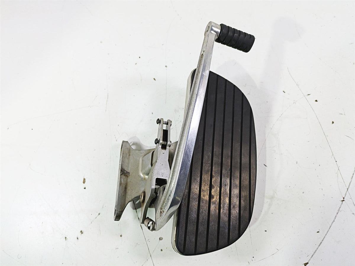 2004 Victory Kingpin Right Side Floor Board + Brake Pedal Set 1014775 5134178 {{ shop.shopifyCountryName }} - Mototech271