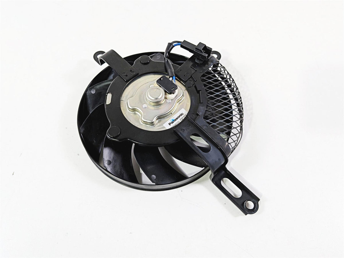 2024 Suzuki GSXR 600 Radiator Cooling Fan - Tested 17710-14J00 {{ shop.shopifyCountryName }} - Mototech271