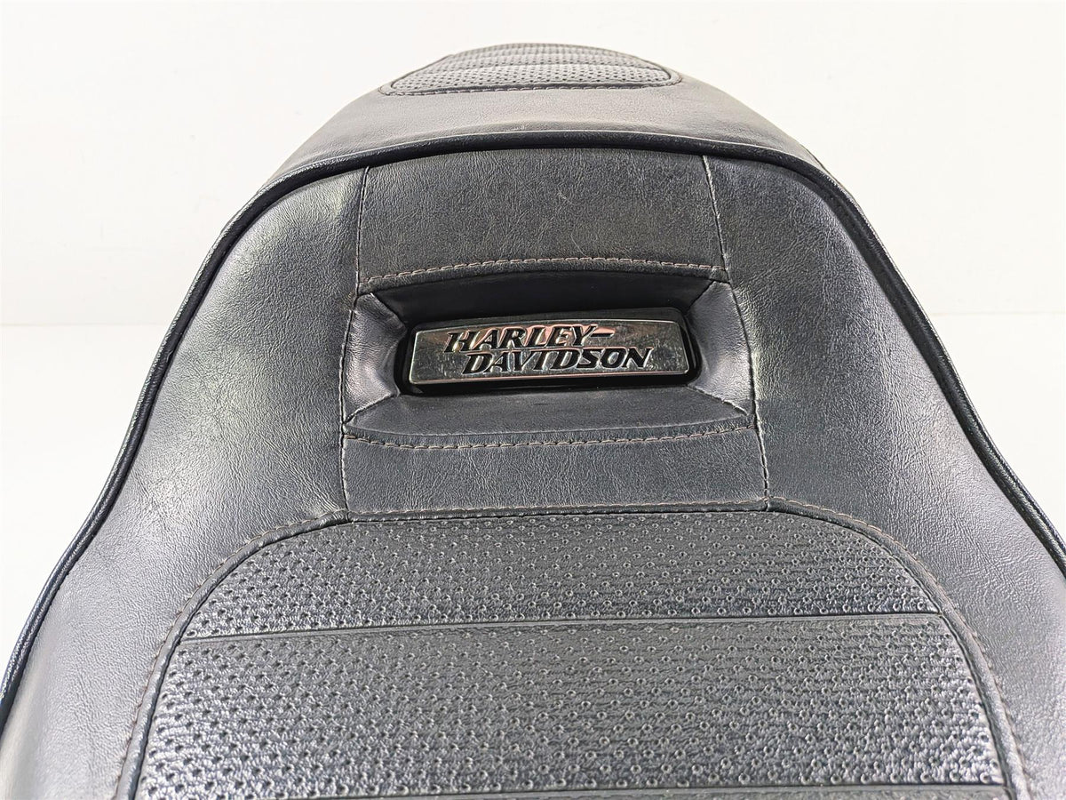 2014 Harley FXDL Dyna Low Rider Driver Rider Seat Saddle 52000136 {{ shop.shopifyCountryName }} - Mototech271