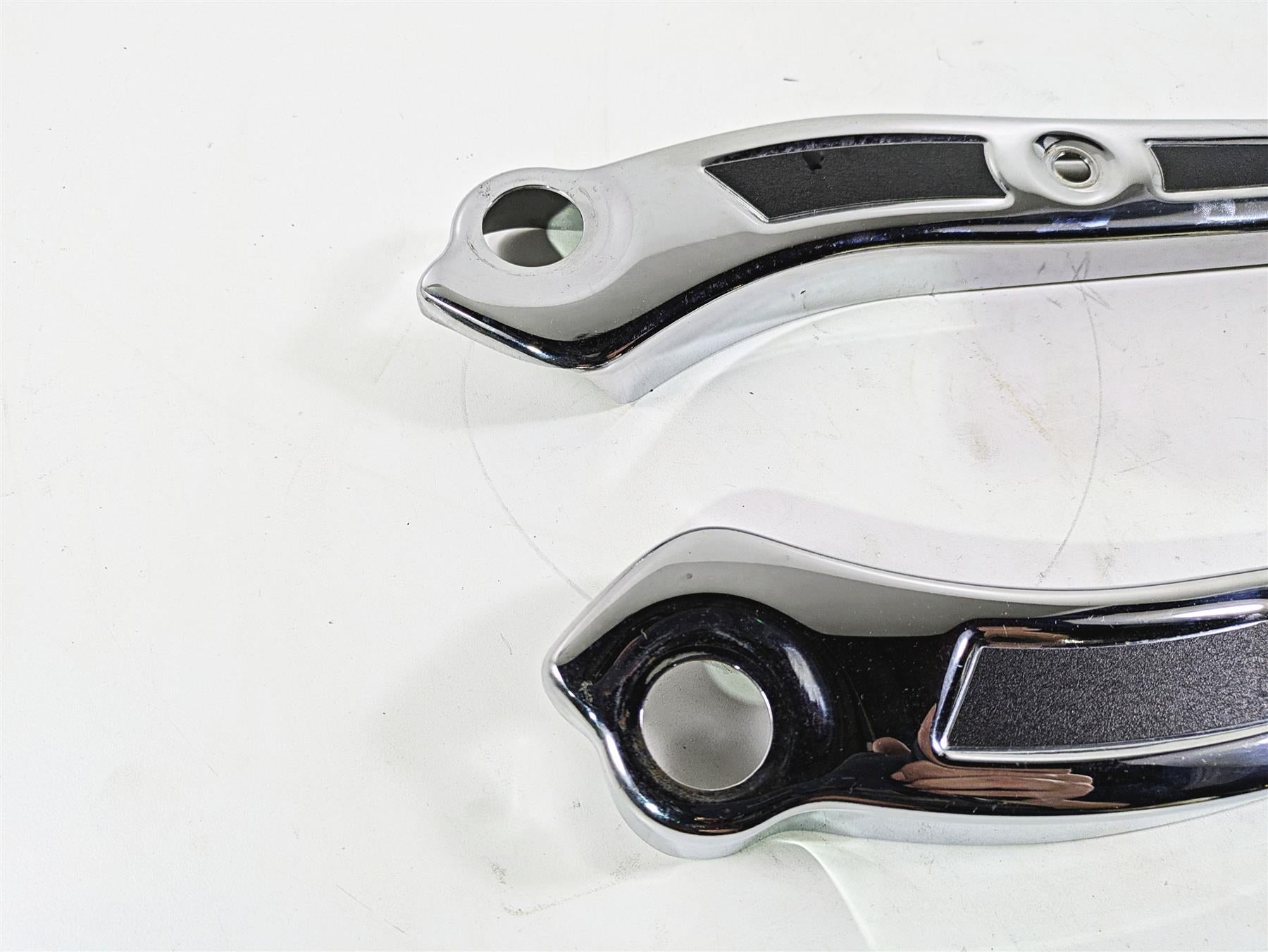 2016 Harley FXDL Dyna Low Rider Rear Fender Struts Braces 57300024 57300026 {{ shop.shopifyCountryName }} - Mototech271