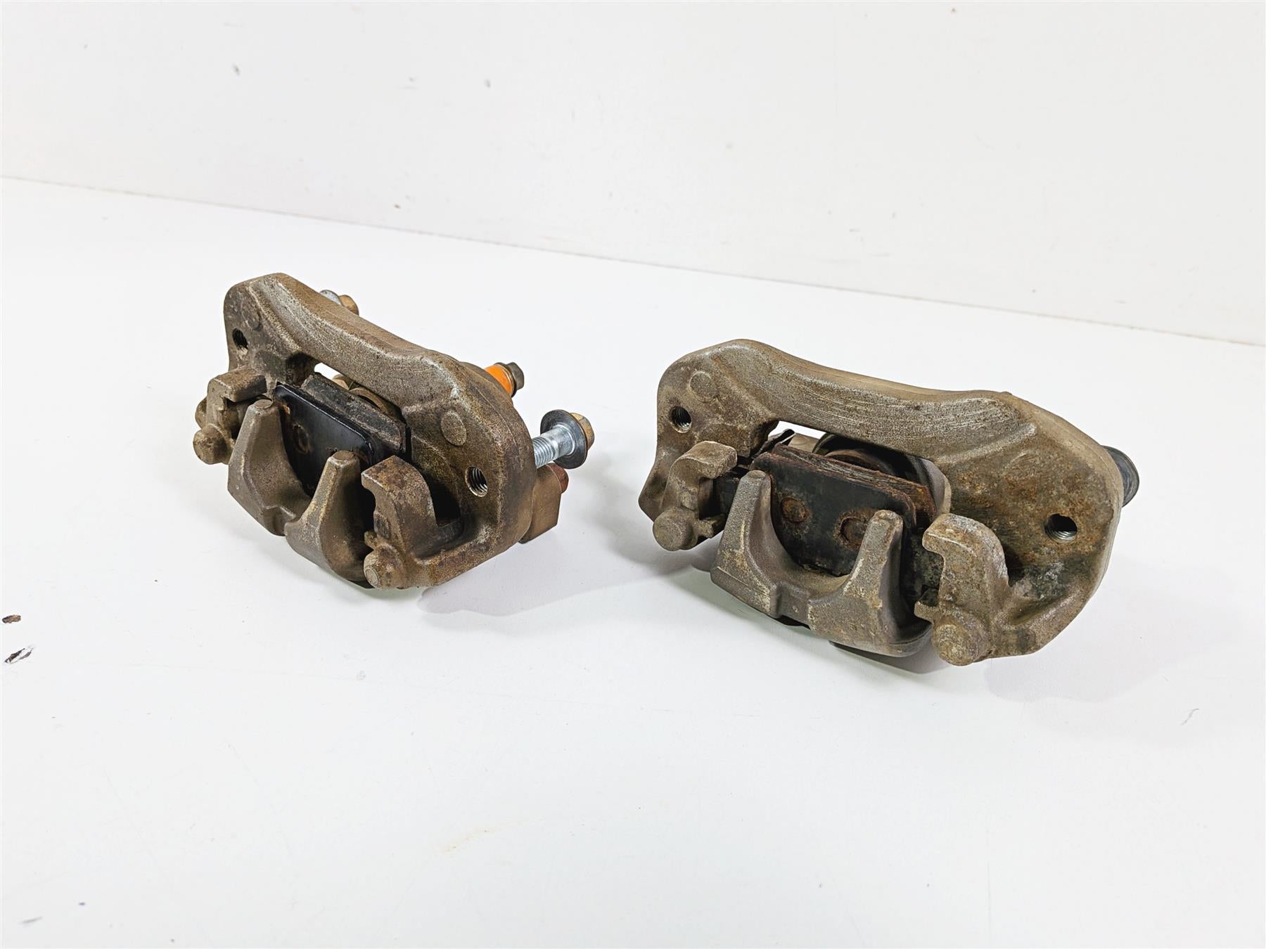 2020 Honda Talon SXS1000 S2R 1000R Rear Brake Caliper Set 43150-HL6-A01 {{ shop.shopifyCountryName }} - Mototech271