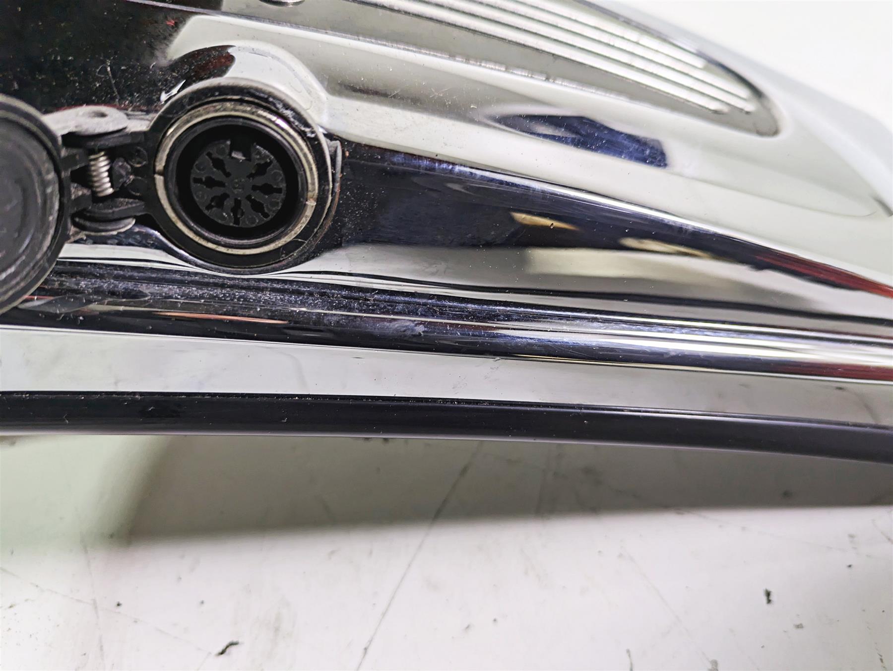 2007 Harley Touring FLHTCU SE CVO E-Glide Fuel Tank Dash Cover 61270-98A {{ shop.shopifyCountryName }} - Mototech271