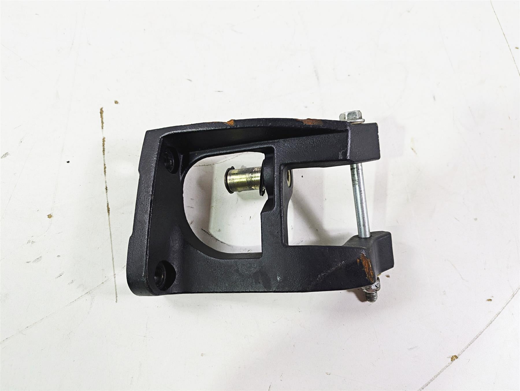 2019 Indian Chieftain Limited Left Floorboard Floor Board Mount 5138351-626 {{ shop.shopifyCountryName }} - Mototech271