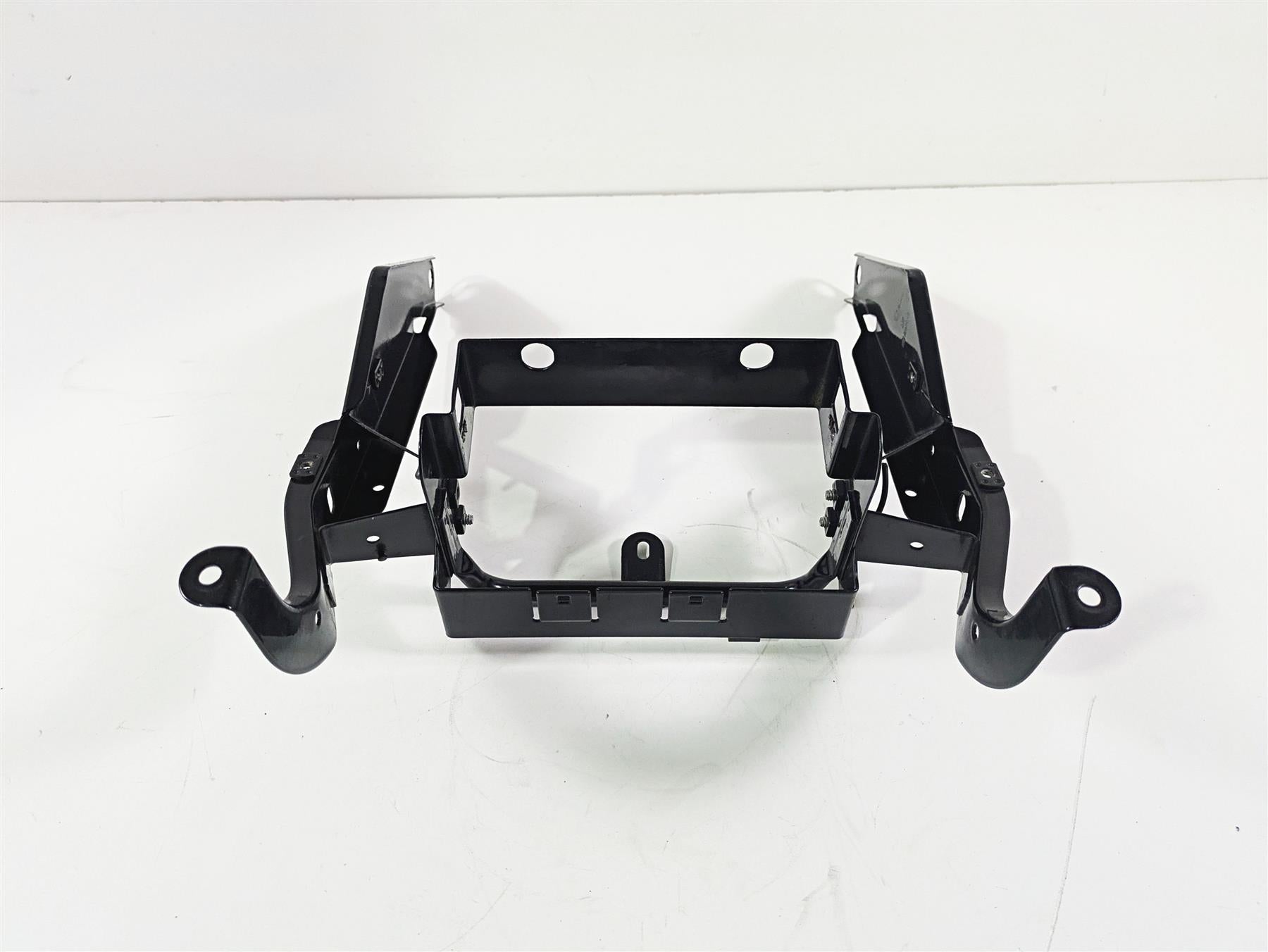 1996 Harley Touring FLHTCUI Electra Glide Front Fairing Mount Brackets 58478-96B {{ shop.shopifyCountryName }} - Mototech271