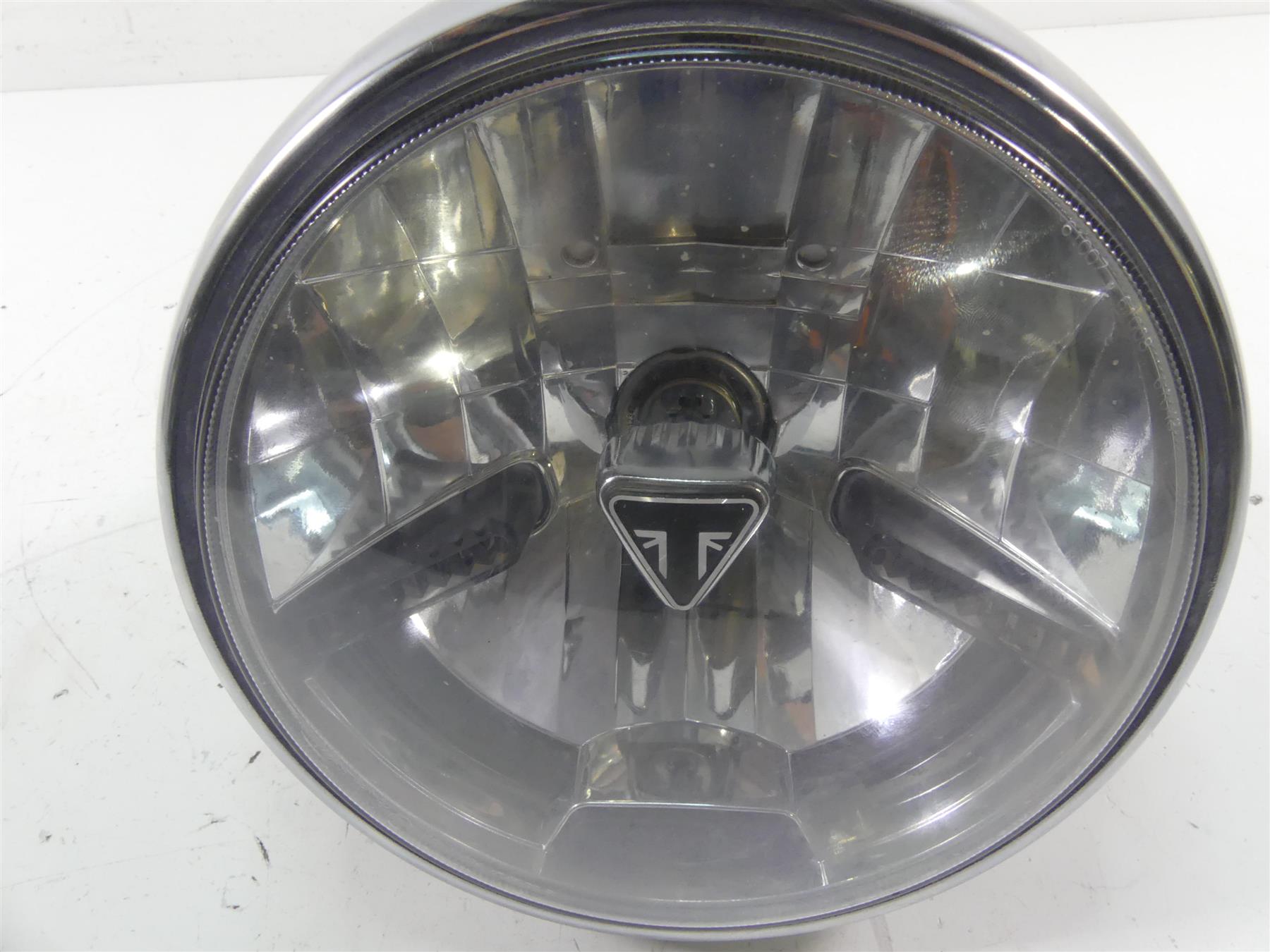 2017 Triumph Thruxton 1200 R Headlight Head Light Lamp Lens T2706509 T2701923 {{ shop.shopifyCountryName }} - Mototech271