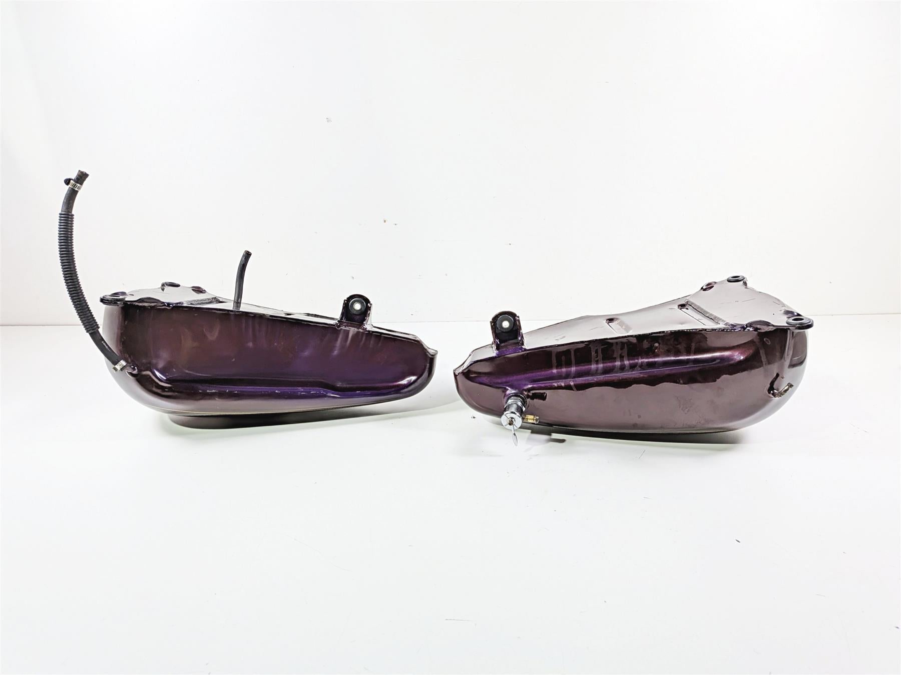 1996 Harley FLSTC Softail Heritage Fuel Gas Tank & Petcock 61426-97 61290-97 {{ shop.shopifyCountryName }} - Mototech271