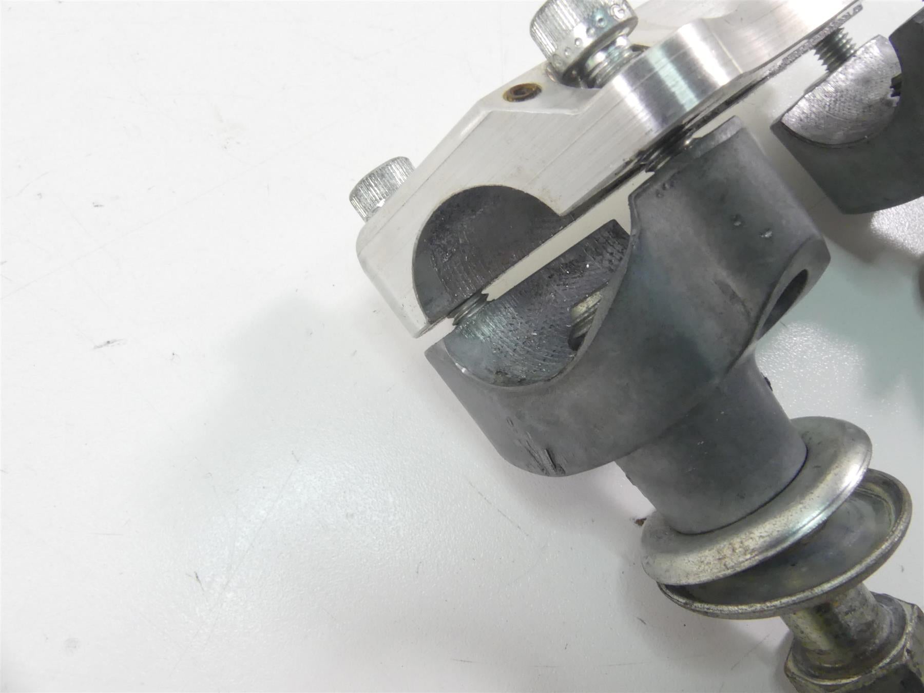 2005 Harley Touring FLHRSI Road King Handlebar Risers + One Piece Clamp 56149-88 {{ shop.shopifyCountryName }} - Mototech271