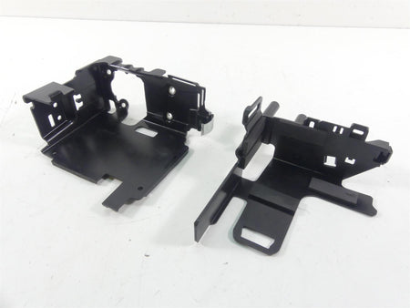 2021 Harley Softail FXBBS 114 Street Bob Electrical Battery Carrier Set 69201523 {{ shop.shopifyCountryName }} - Mototech271