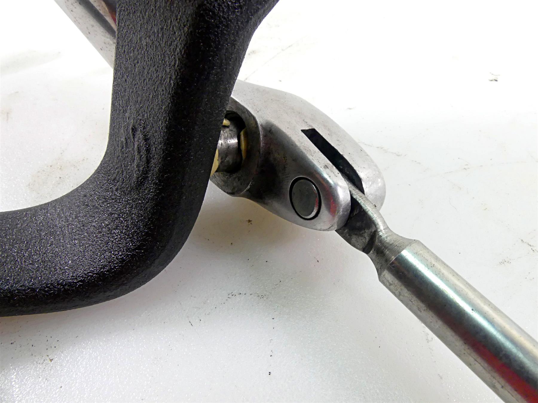 2017 Harley Dyna FXDB Street Bob Front Right Mid Peg Mount Brake Pedal 50666-07 {{ shop.shopifyCountryName }} - Mototech271