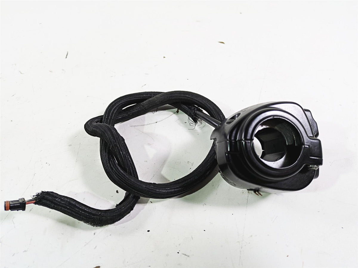2016 Harley FXDL Dyna Low Rider Left Hand Control Switch - Read 71500372 {{ shop.shopifyCountryName }} - Mototech271