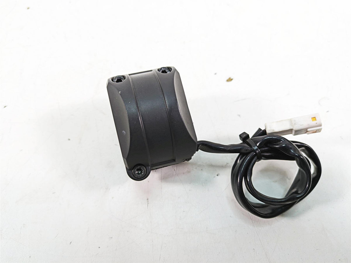 2016 Ducati Panigale 1299 S Right Hand Start Kill Control Switch 65010093I {{ shop.shopifyCountryName }} - Mototech271