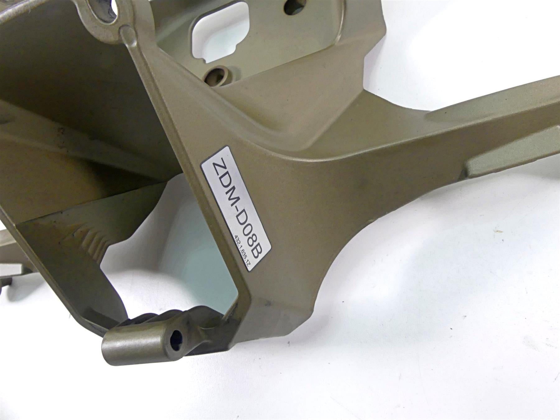 2012 Ducati Panigale 1199S Front Magnesium Stay Holder & Cover -Read 8291A552BA {{ shop.shopifyCountryName }} - Mototech271