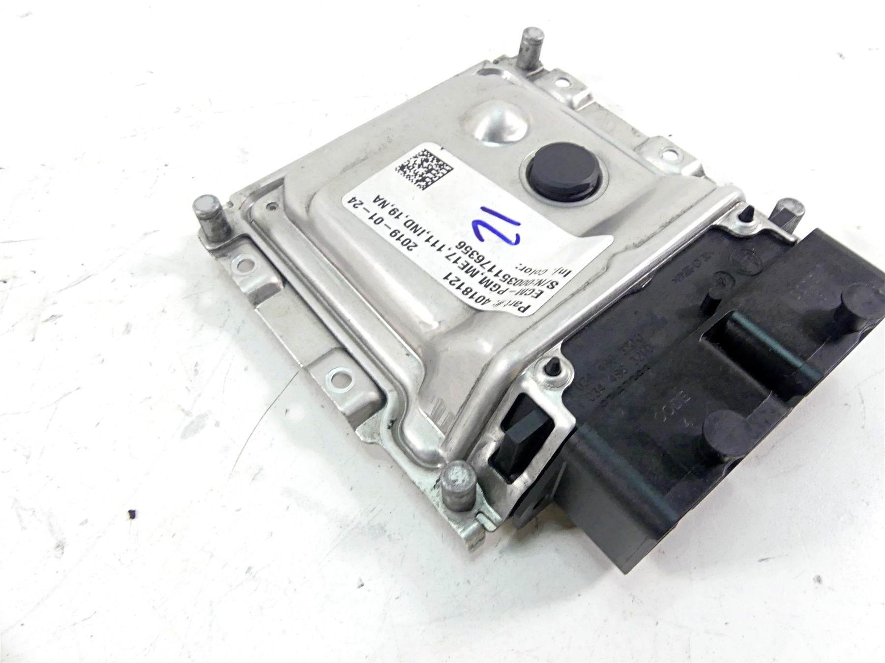 2019 Indian Chieftain Classic Ecm Ecu Ecm Engine Control Module 4018121 {{ shop.shopifyCountryName }} - Mototech271