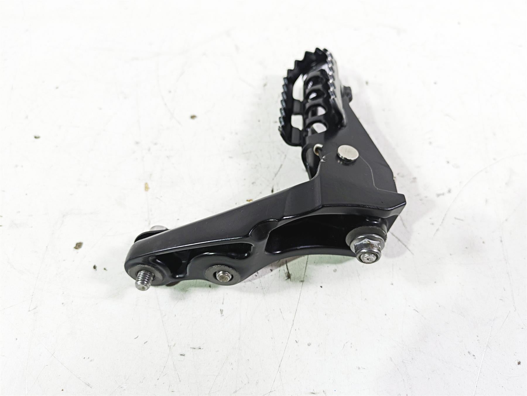 2020 Triumph Street Scrambler 900 Left Rider Footpeg Foot Peg T2082356 {{ shop.shopifyCountryName }} - Mototech271