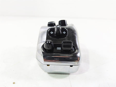 2019 Indian Chieftain Limited Chrome Left Hand Control Switch Light 4018465 {{ shop.shopifyCountryName }} - Mototech271