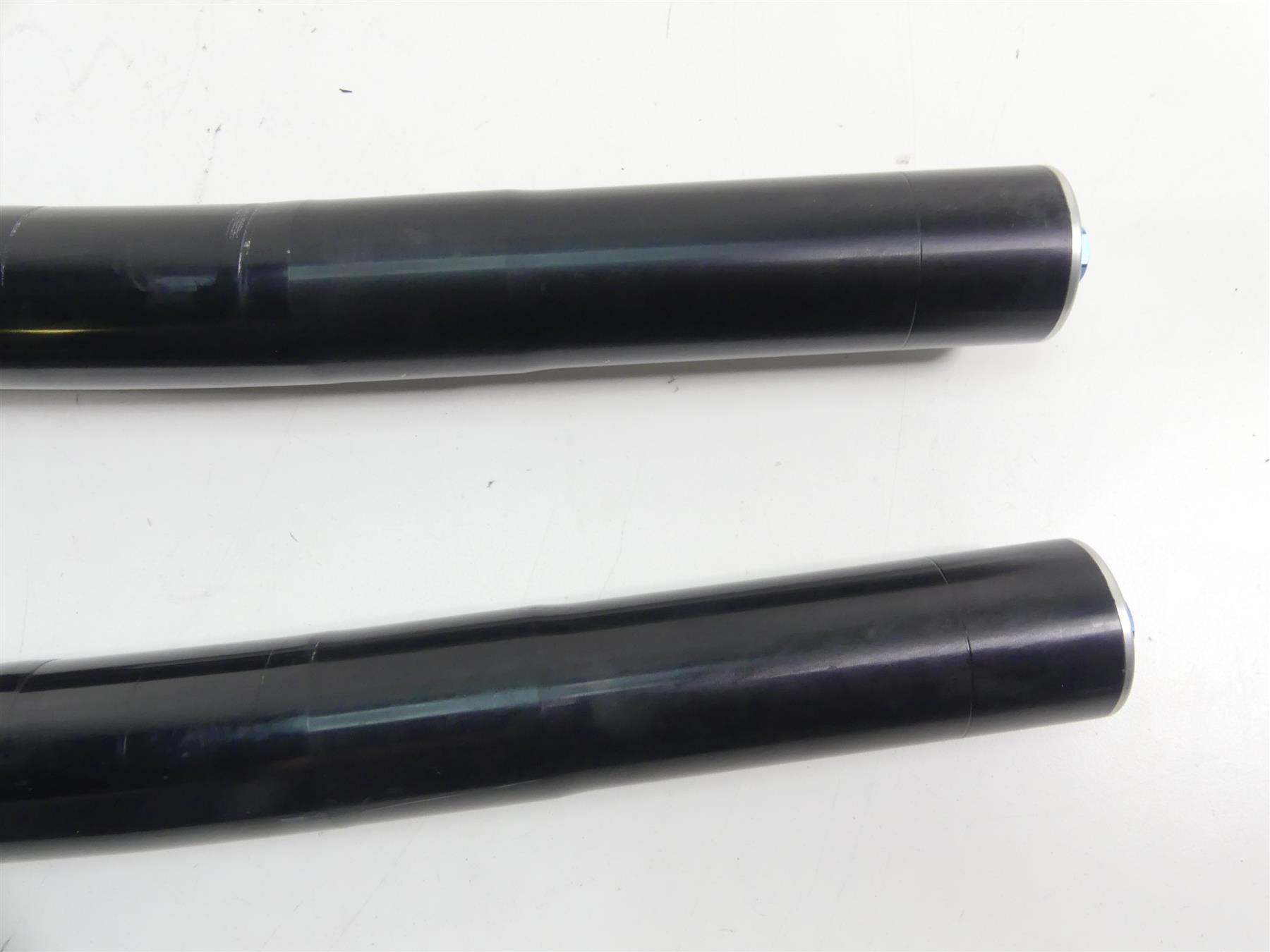 2020 Triumph Speed Triple RS 1050 Front Ohlins Forks -Bent for Parts T2044036 {{ shop.shopifyCountryName }} - Mototech271