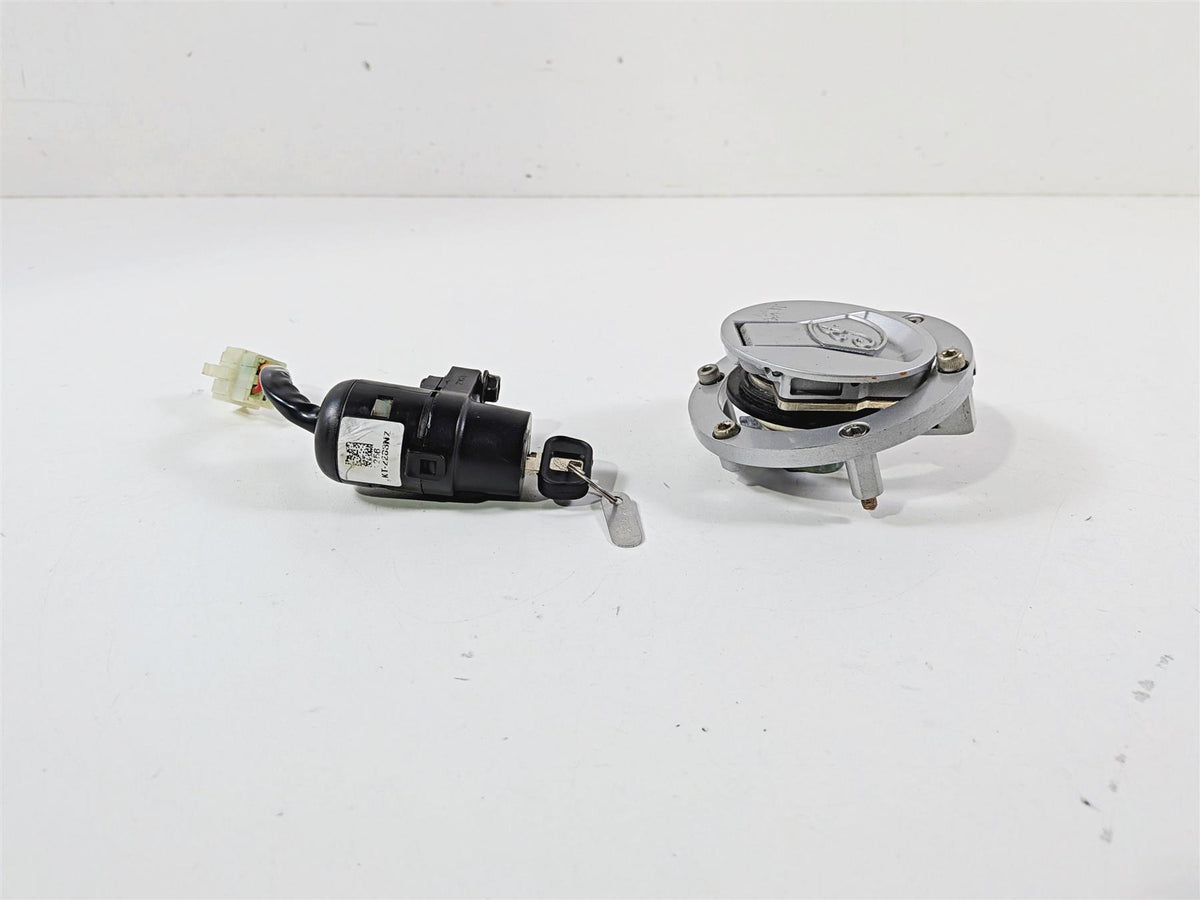 2021 Indian Scout 1200 Ignition Switch Gas Cap Key Lock Set -READ 4016935 {{ shop.shopifyCountryName }} - Mototech271