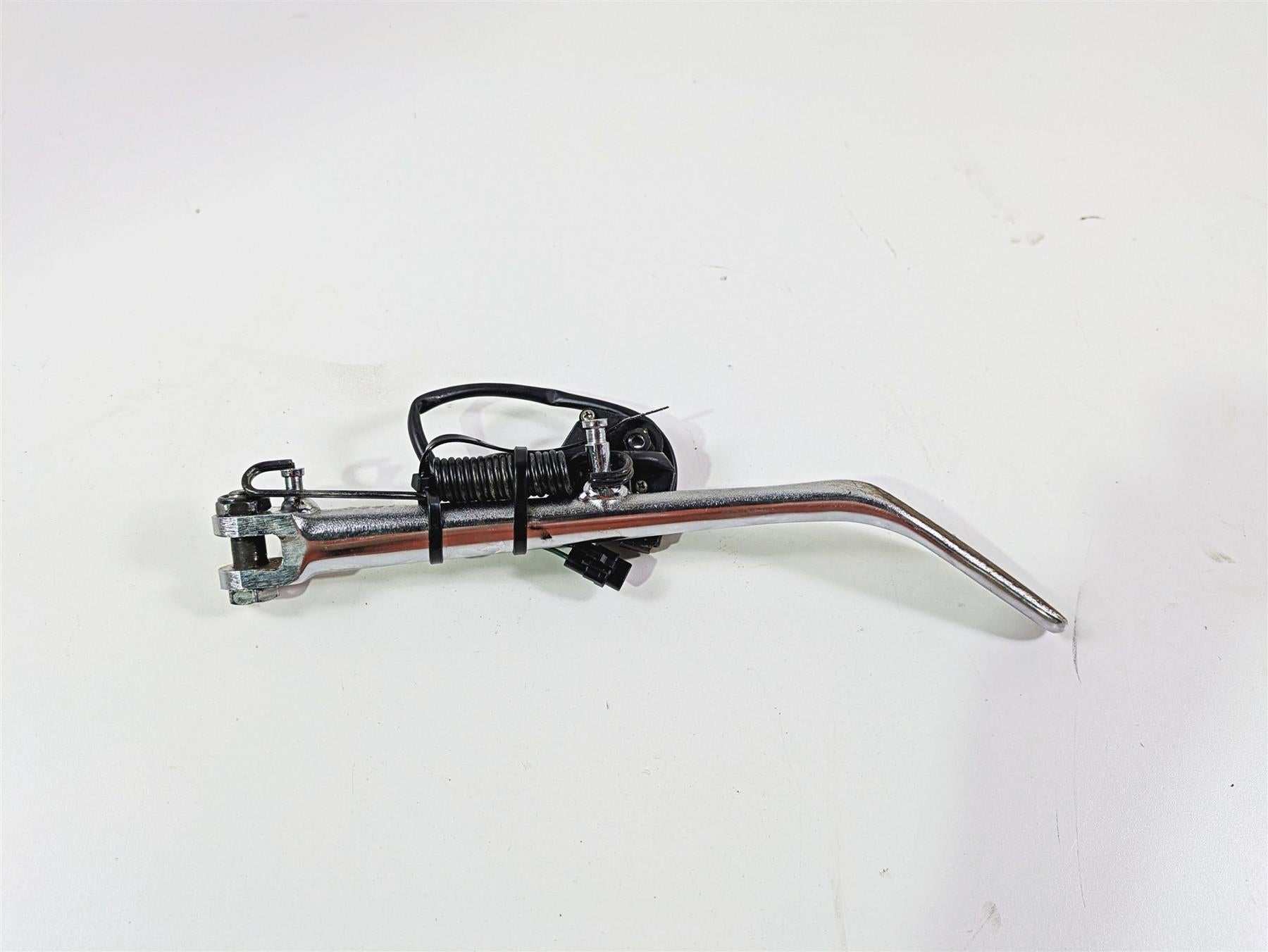 2008 Kawasaki VN1600 Vulcan Nomad Side Kickstand & Switch Set 34024-1330 {{ shop.shopifyCountryName }} - Mototech271