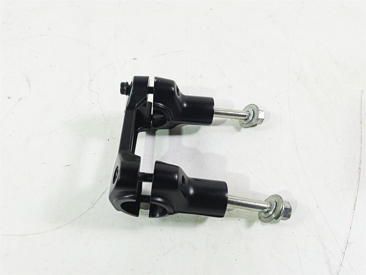 2015 Ducati Hypermotard 821 SP Handlebar Risers Holder Set 36011431AA {{ shop.shopifyCountryName }} - Mototech271