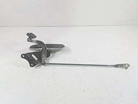 2006 Yamaha XVS650 V-Star Classic Right Floorboard & Brake Pedal 5BN-27420-00-00 {{ shop.shopifyCountryName }} - Mototech271