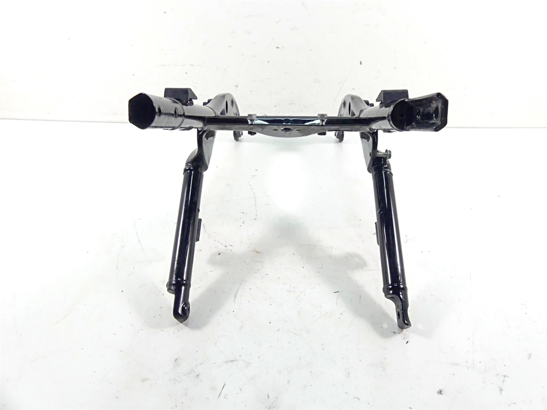 2011 Harley Touring FLTRX Road Glide Straight Subframe Sub Frame 48079-09BHP {{ shop.shopifyCountryName }} - Mototech271