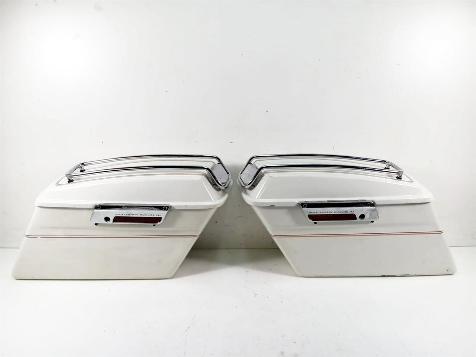 1999 Harley Touring FLHTCUI Electra Glide Saddlebag Saddle Bag Set 90752-93 {{ shop.shopifyCountryName }} - Mototech271