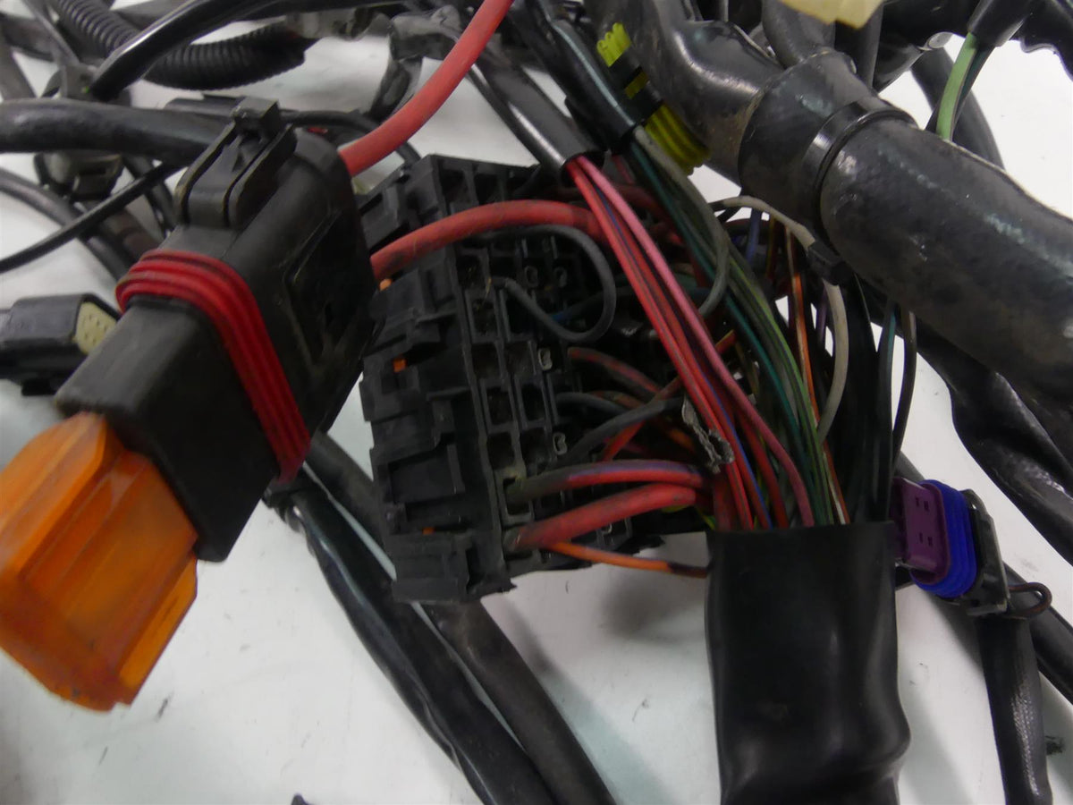 2013 Harley Touring FLHTK Electra Glide Main Wiring Harness Abs - Read 69200304 {{ shop.shopifyCountryName }} - Mototech271