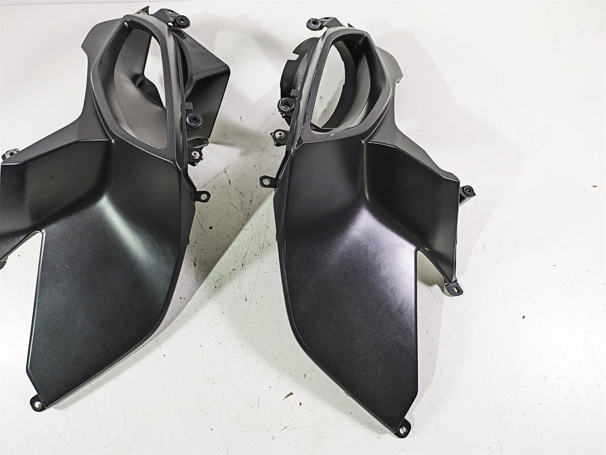 2014 BMW R1200 RT RTW K52 Left Right Intake Fairing Covers 46638529381 {{ shop.shopifyCountryName }} - Mototech271