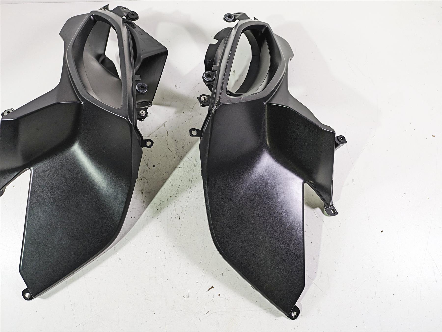 2014 BMW R1200 RT RTW K52 Left Right Intake Fairing Covers 46638529381 {{ shop.shopifyCountryName }} - Mototech271