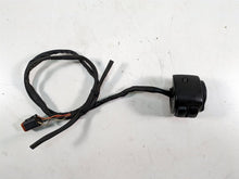 Load image into Gallery viewer, 2000 Harley Dyna FXDL Low Rider Right Hand Control Switch 71684-06A 71621-08 | Mototech271
