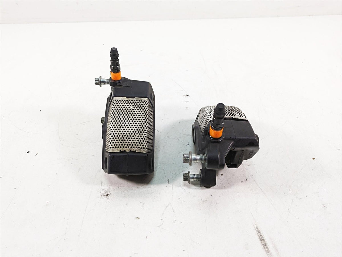 2019 Harley Touring FLHX Street Glide Front Brake Caliper Set 43027-08 44023-08 {{ shop.shopifyCountryName }} - Mototech271
