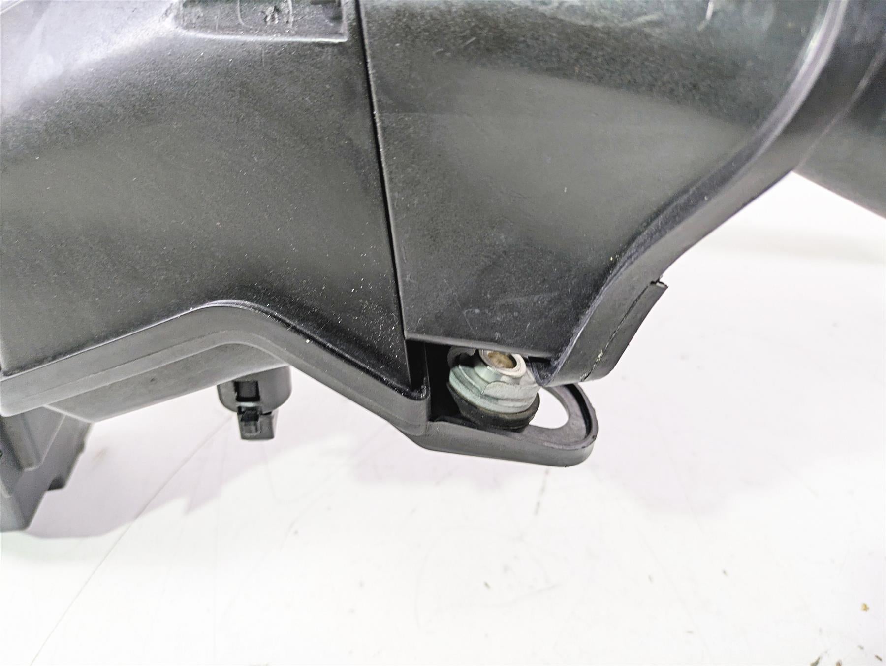 2015 BMW K1600 GT K48 Air Box Cleaner Breather & Tubes 13717712315 {{ shop.shopifyCountryName }} - Mototech271
