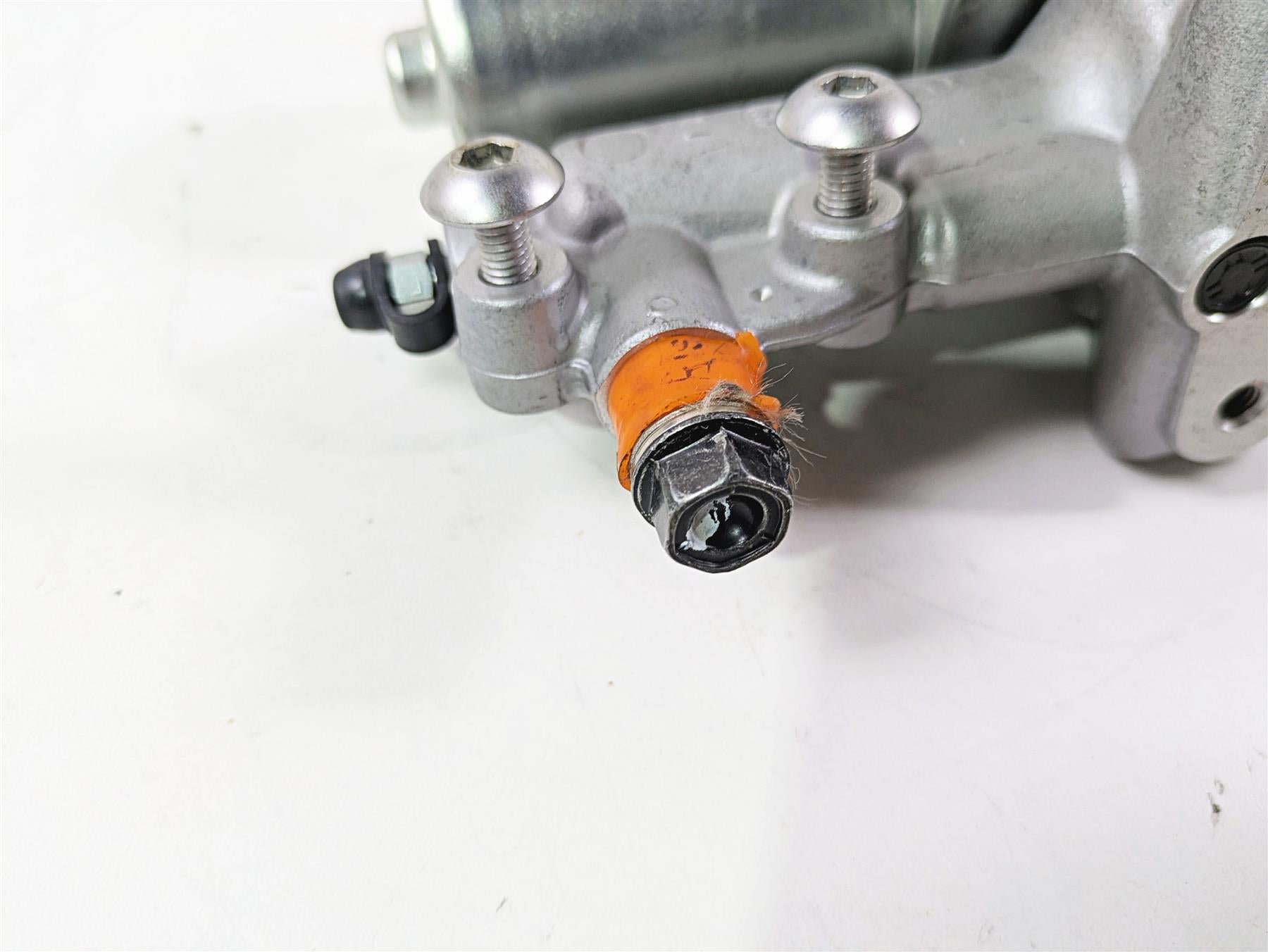2025 Honda CBR600RR Nissin Rear Abs Brake Pump Modulator 57100-MFJ-A51 {{ shop.shopifyCountryName }} - Mototech271
