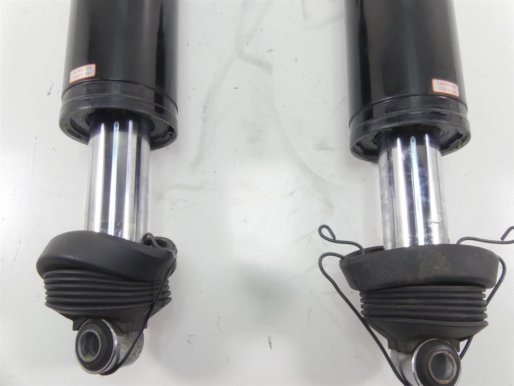 2011 Harley Touring FLTRU Road Glide Rear Air Shock Set 13" - Read 54565-09 {{ shop.shopifyCountryName }} - Mototech271