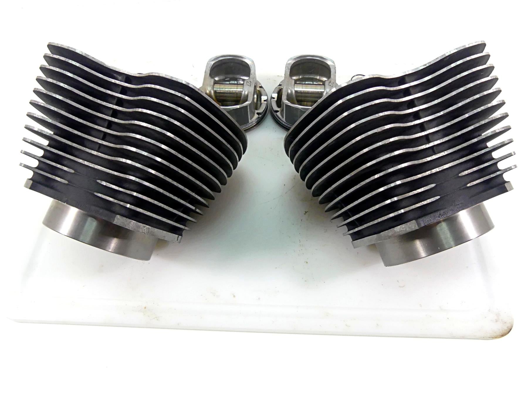 2017 Harley Softail FXSB Breakout 103 ci Cylinder Jugs Piston Set 17460-07A {{ shop.shopifyCountryName }} - Mototech271