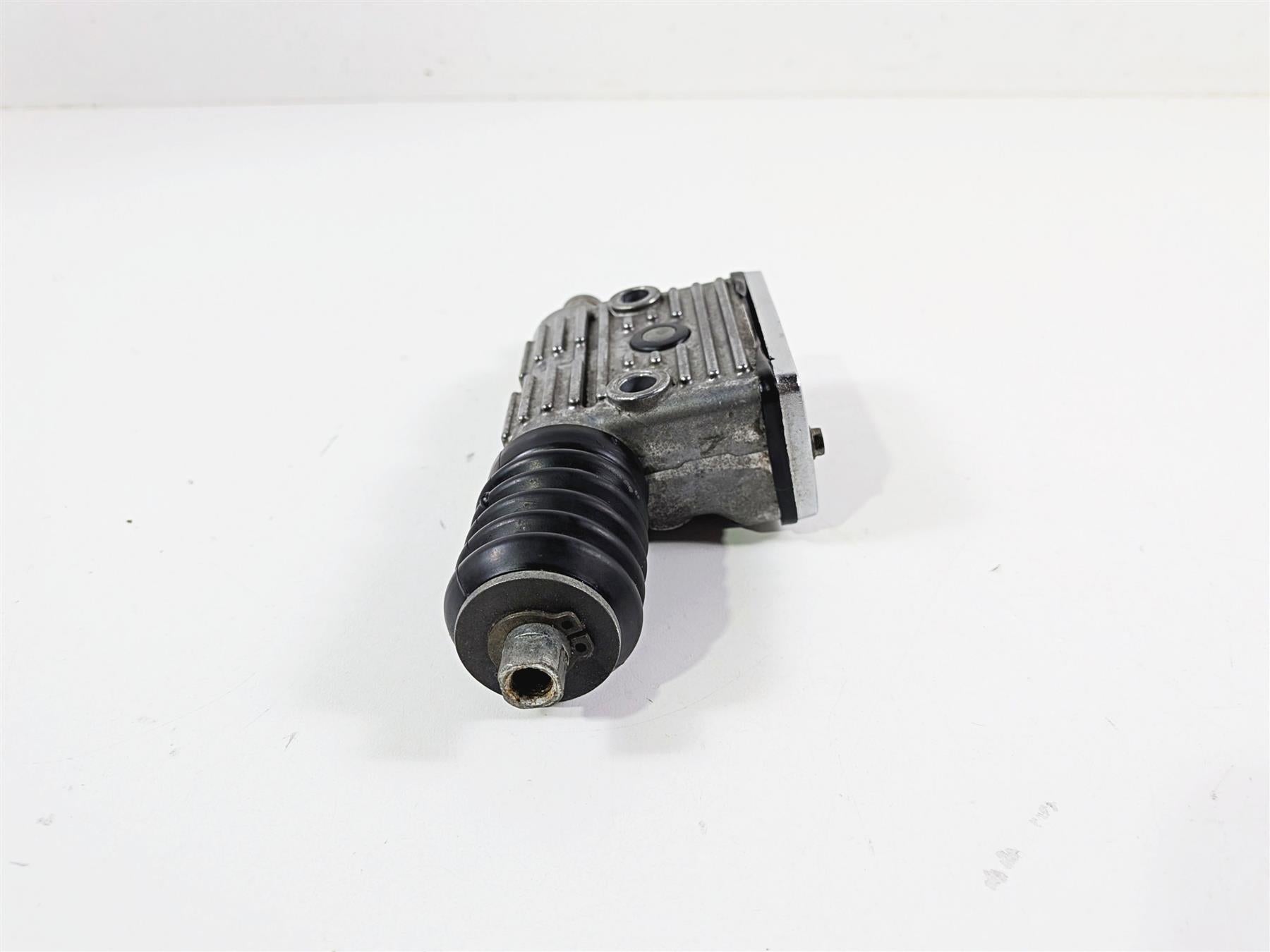 2003 Harley Sportster XL1200 Rear Brake Master Cylinder 42472-87 {{ shop.shopifyCountryName }} - Mototech271