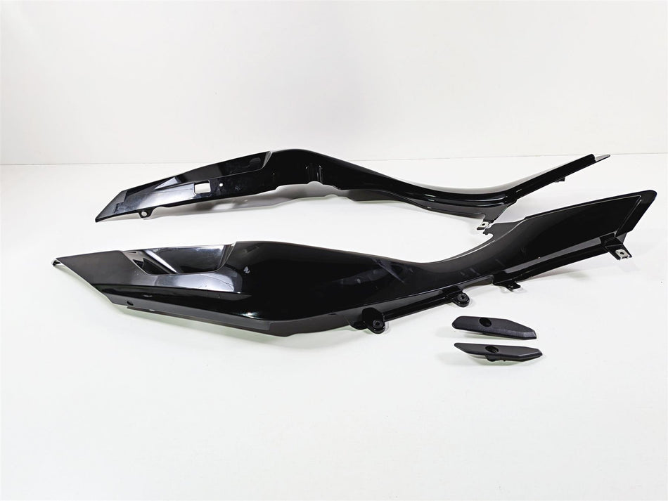 2023 BMW R1250RT RTP K52 Rear Black Tail Side Cover Fairing Set 46638533577 {{ shop.shopifyCountryName }} - Mototech271
