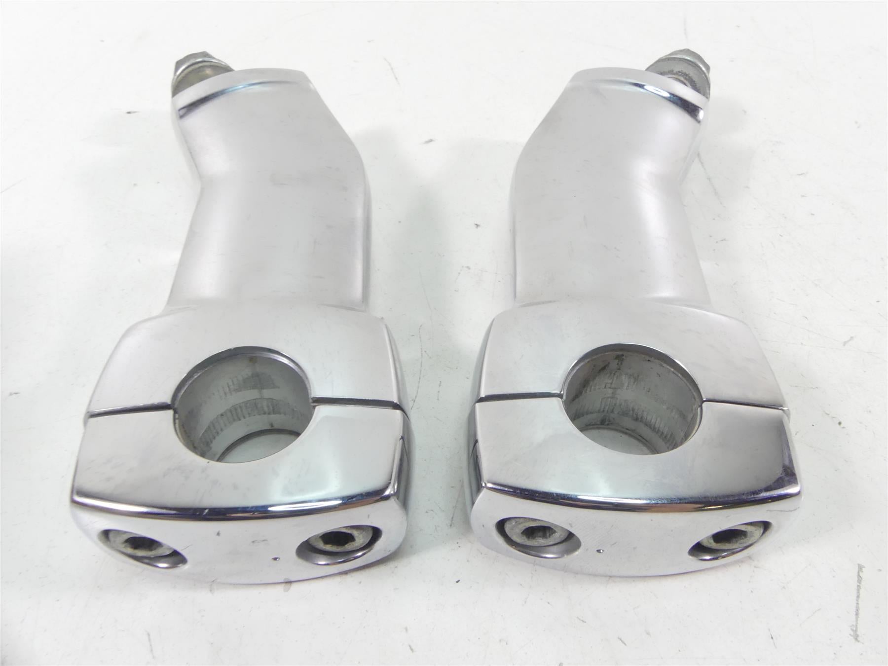 2008 Honda V-Twin VTX1800 N3 Handlebar Handle Bar Riser Holder Set 53230-MCV-G10 {{ shop.shopifyCountryName }} - Mototech271