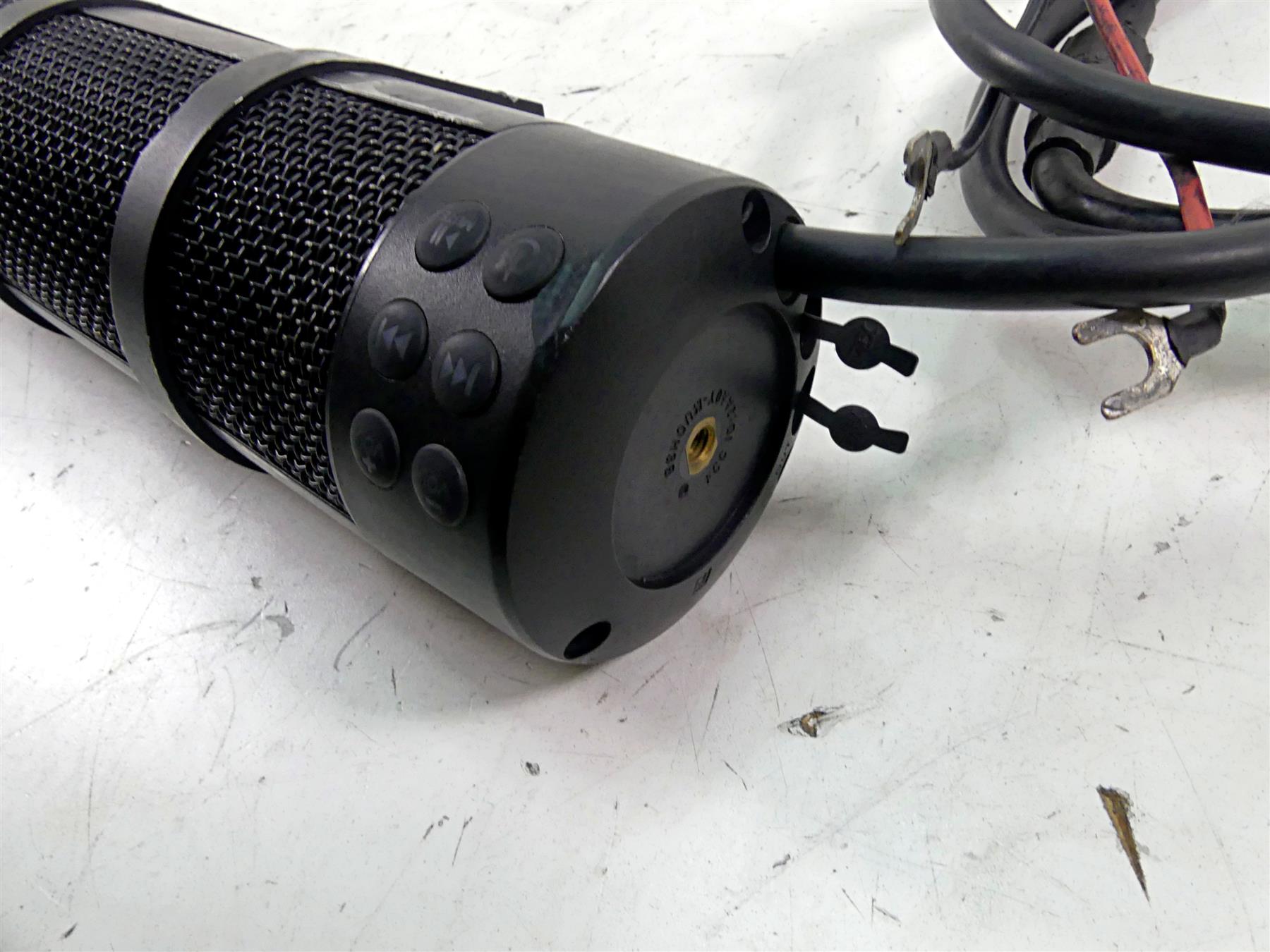 2011 Harley Softail FLSTF Fat Boy Kuryakyn RoadThunder Bluetooth Sound Bar Plus by MTX 2720 {{ shop.shopifyCountryName }} - Mototech271