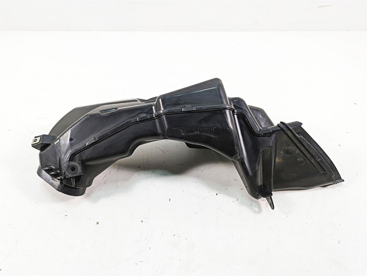 2009 Suzuki GSXR750 K9 Left Air Scoop Duct Ram Intake 94430-37H00 {{ shop.shopifyCountryName }} - Mototech271
