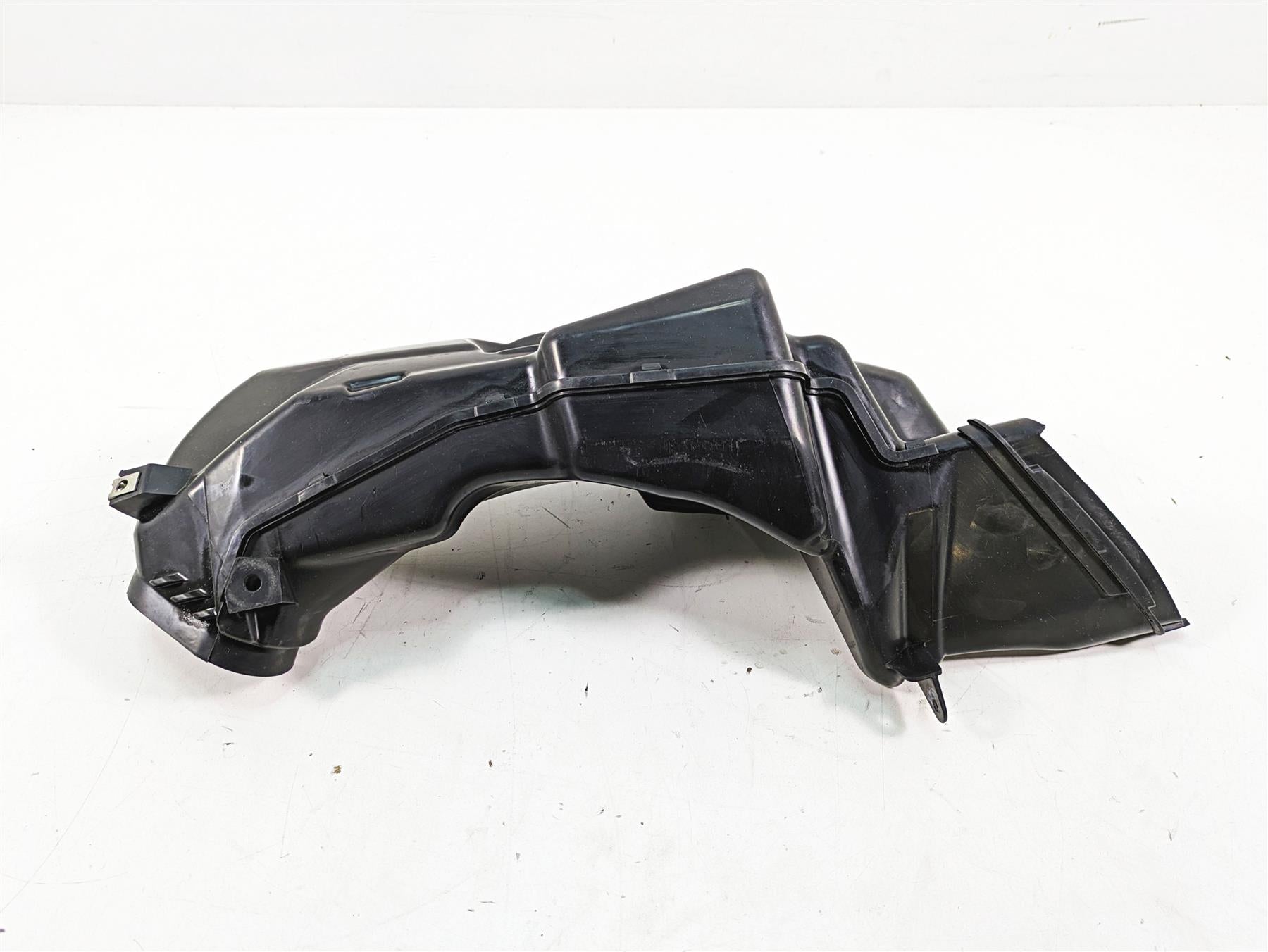 2009 Suzuki GSXR750 K9 Left Air Scoop Duct Ram Intake 94430-37H00 {{ shop.shopifyCountryName }} - Mototech271