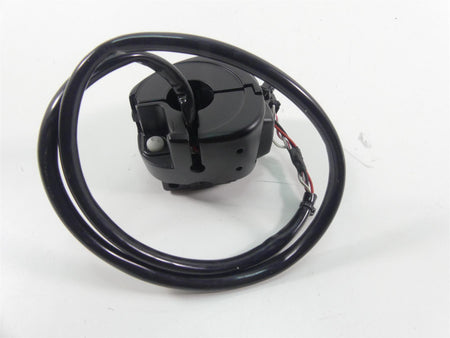 2022 Harley Softail FXBBS Street Bob Right Hand Control Switch 71500462 {{ shop.shopifyCountryName }} - Mototech271